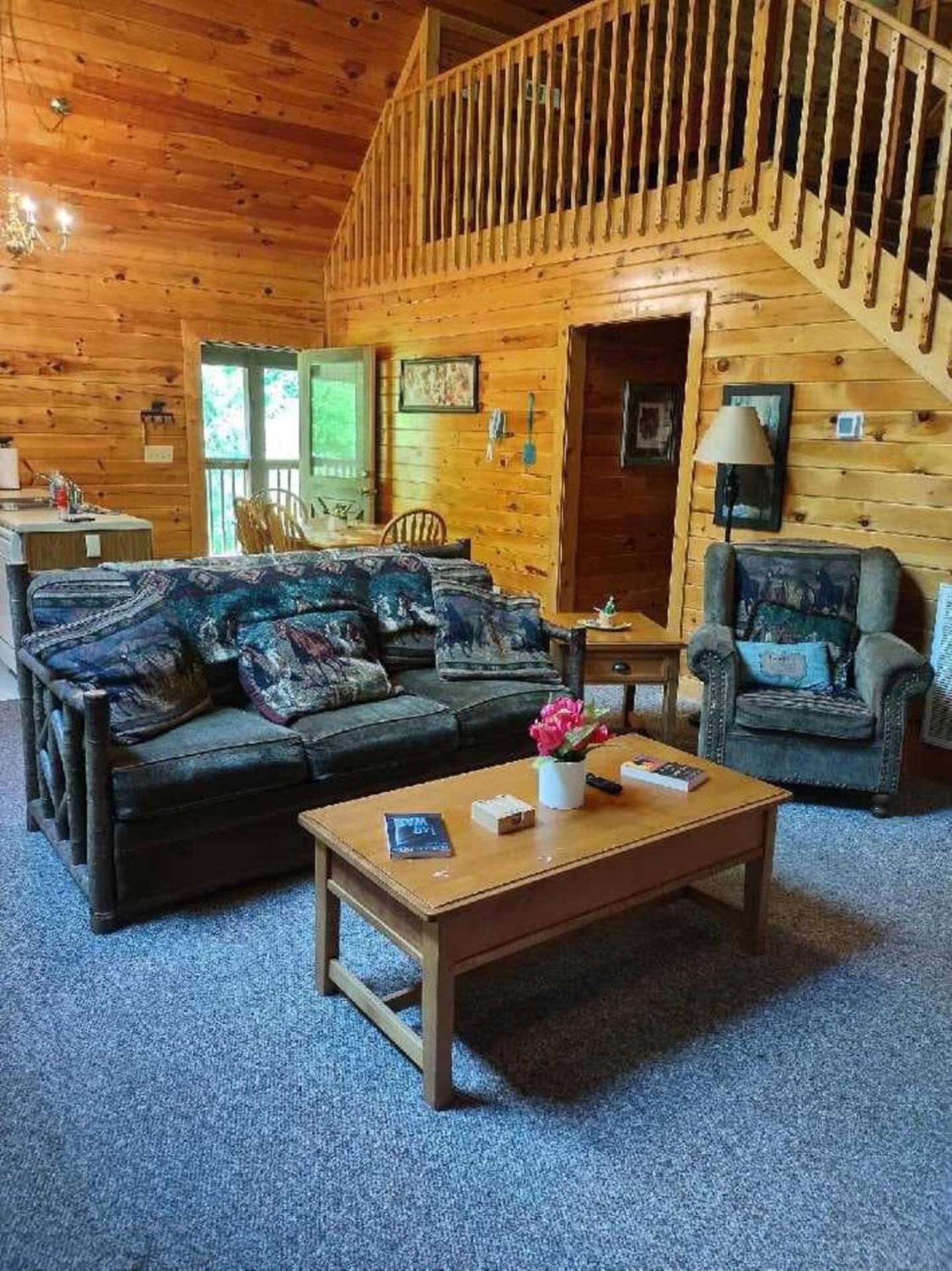 Beautiful 2 Bed Cabin With Hot Tub And Resort Pool Sevierville Exterior photo